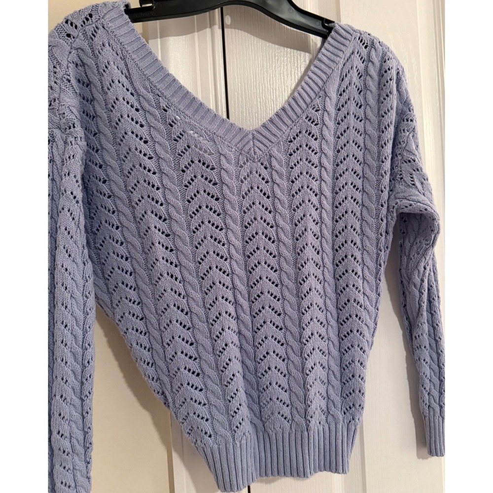 Jessica Simpson Periwinkle Blue‎ Twist Back Cable Knit V-Neck Sweater Small